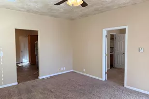 1809 Spruce St, Pueblo, CO 81004 - Photo 3