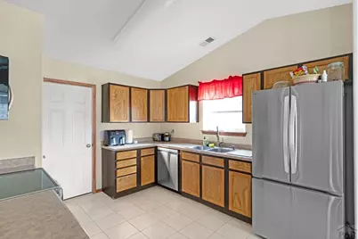 22 Roundhouse St, Montrose, CO 81401 - Photo 7