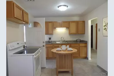 2950 Lancaster Dr, Pueblo, CO 81005 - Photo 3