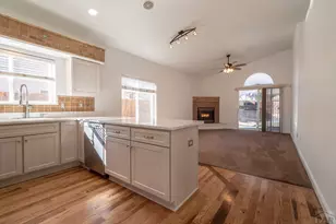 935 Maplecrest Dr, Pueblo, CO 81005 - Photo 7