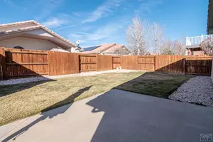 935 Maplecrest Dr, Pueblo, CO 81005 - Photo 39