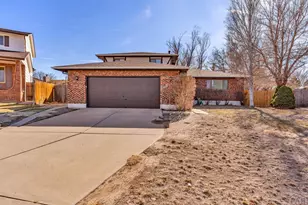 5 Strawflower Ct, Pueblo, CO 81001 - Photo 1
