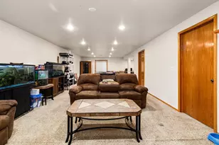 1177 E Kirkwood Dr, Pueblo West, CO 81007 - Photo 31