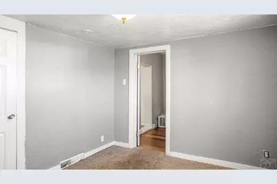 611 W 11th St, Pueblo, CO 81003 - Photo 17