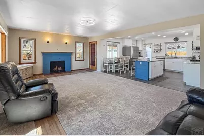 1523 E 9th St, Pueblo, CO 81001 - Photo 9