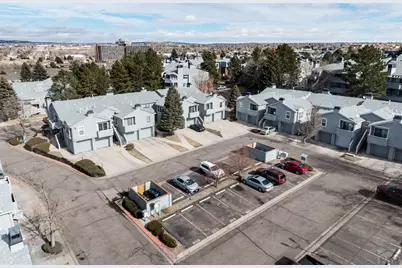 941 Tampico, Colorado Springs, CO 80910 - Photo 31