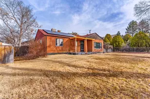 719 W 17th St, Pueblo, CO 81003 - Photo 3