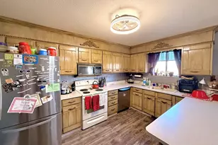 110 Encino Dr, Pueblo, CO 81005 - Photo 7