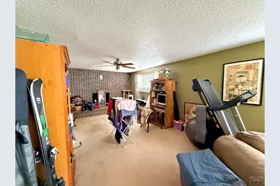 110 Encino Dr, Pueblo, CO 81005 - Photo 15