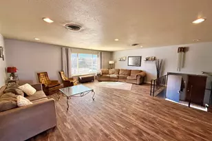 110 Encino Dr, Pueblo, CO 81005 - Photo 5