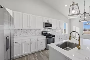 1187 E Ivanhoe Dr, Pueblo West, CO 81007 - Photo 11