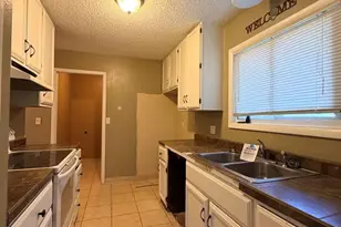 712 S Carrizo Springs Ave, Pueblo West, CO 81007 - Photo 9