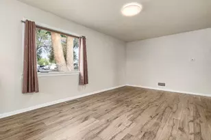 125 W 20th St, Pueblo, CO 81003 - Photo 5