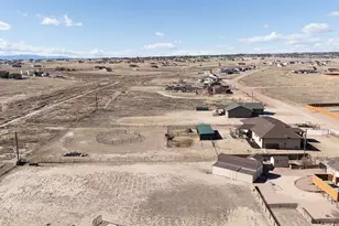 748 E Heron Dr, Pueblo West, CO 81007 - Photo 39