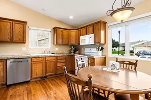 4811 Seasons View, Pueblo, CO 81008 - Photo 5