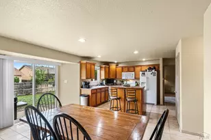 2403 Meadowlark Ln, Pueblo, CO 81008 - Photo 11