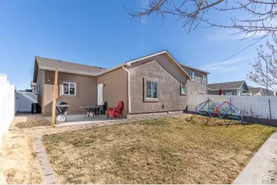 2409 Plains St, Pueblo, CO 81004 - Photo 25