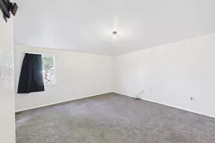 706 Airlane Ave, Pueblo, CO 81005 - Photo 27