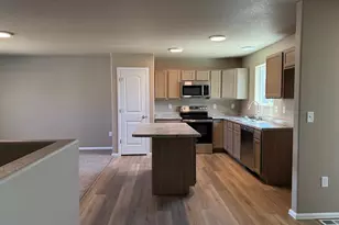 5213 Gannet Ln, Pueblo, CO 81008 - Photo 5