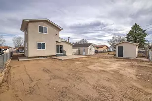 1725 Brown Ave, Pueblo, CO 81004 - Photo 33