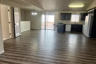 2319 Longhorn Dr, Pueblo, CO 81008 - Photo 3