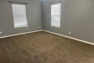 2319 Longhorn Dr, Pueblo, CO 81008 - Photo 9