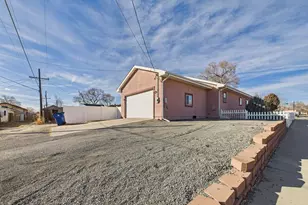 902 W 15th St, Pueblo, CO 81003 - Photo 29
