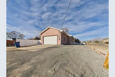 902 W 15th St, Pueblo, CO 81003 - Photo 31