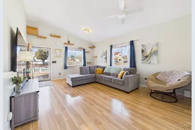 902 W 15th St, Pueblo, CO 81003 - Photo 9