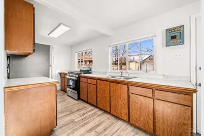 1616 Cedar St, Pueblo, CO 81004 - Photo 7