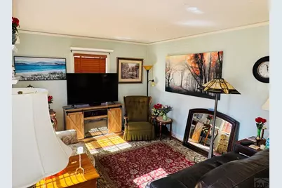 323 W 20th St, Pueblo, CO 81003 - Photo 5