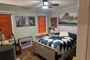 323 W 20th St, Pueblo, CO 81003 - Photo 9