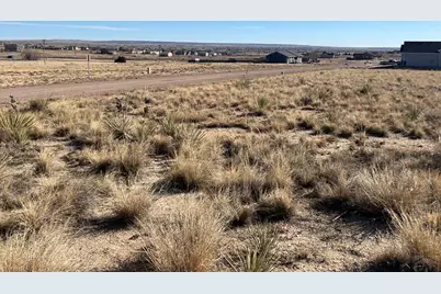 468 E Goldenrod Dr, Pueblo West, CO 81007 - Photo 5