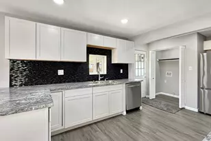 1239 Carteret Ave, Pueblo, CO 81004 - Photo 11