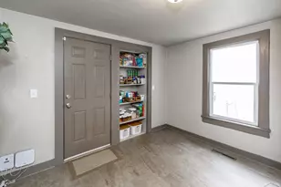 410 W 13th St, Pueblo, CO 81003 - Photo 27