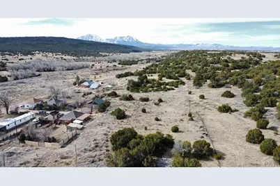 26 W 3rd St, Walsenburg, CO 81089 - Photo 33