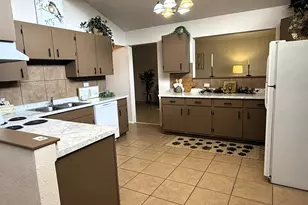 3139 Skyview Ave, Pueblo, CO 81008 - Photo 3