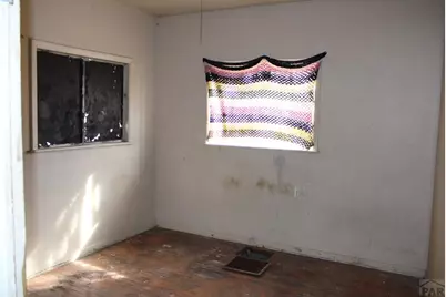 1019 E 10th St, Pueblo, CO 81001 - Photo 5