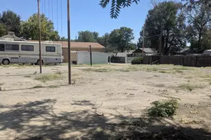 1910 E 8th St, Pueblo, CO 81001 - Photo 21