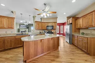 4725 Desert Candle Dr, Pueblo, CO 81001 - Photo 9