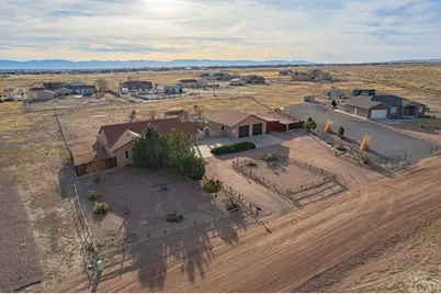 1420 E Gem Dr, Pueblo West, CO 81007 - Photo 49