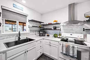 1810 Jones Ave, Pueblo, CO 81004 - Photo 7