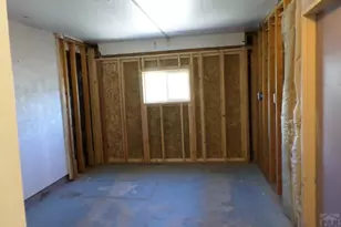 709 Airlane Ave, Pueblo, CO 81005 - Photo 7