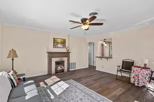 2415 2nd Ave, Pueblo, CO 81003 - Photo 3