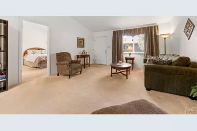 2106 Chatalet #I, Pueblo, CO 81005 - Photo 3
