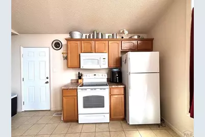 21 Glenmore Rd, Pueblo, CO 81001 - Photo 15