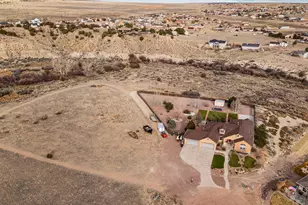 302 S Costilla Ct, Pueblo West, CO 81007 - Photo 43