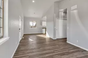 10 Heatherwood Ln, Pueblo, CO 81008 - Photo 3