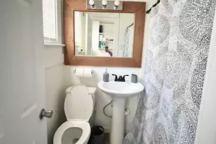 902 E 11th St, Pueblo, CO 81001 - Photo 9