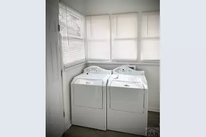 902 E 11th St, Pueblo, CO 81001 - Photo 11